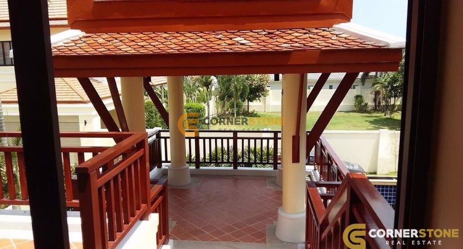 For sale 4 bedrooms house in Bang Saray, Pattaya