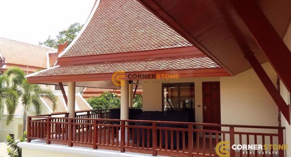 For sale 4 bedrooms house in Bang Saray, Pattaya