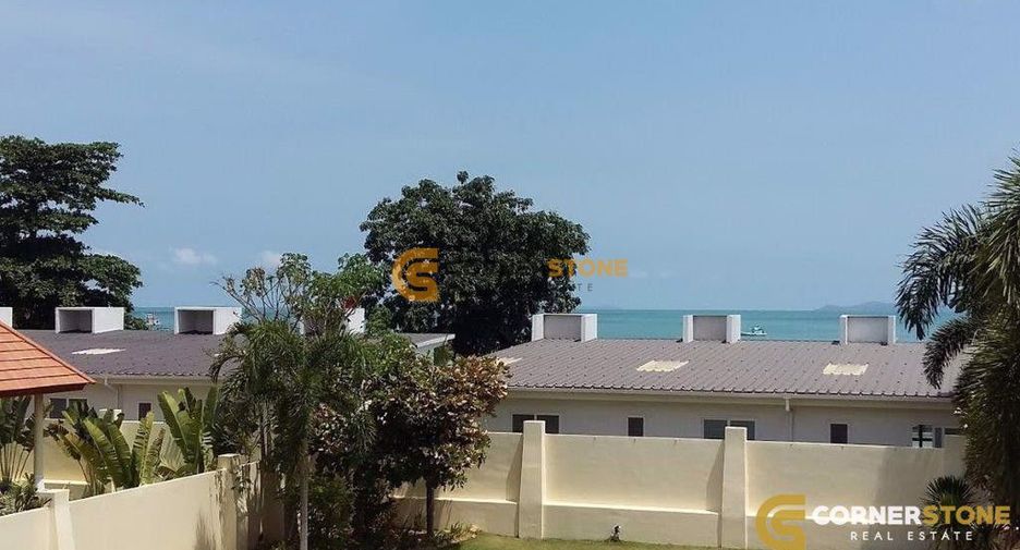 For sale 4 bedrooms house in Bang Saray, Pattaya