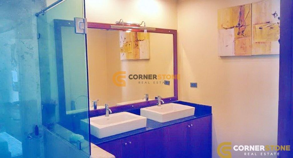 For sale 4 bedrooms house in Bang Saray, Pattaya