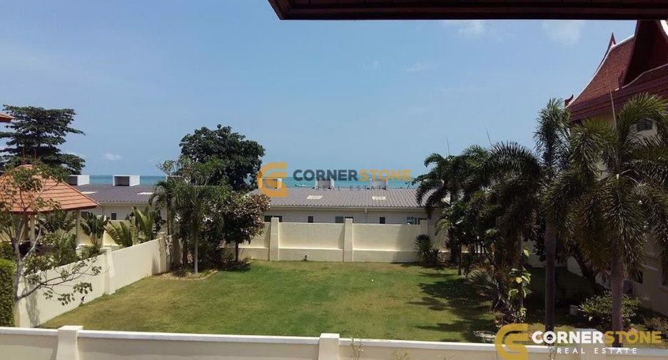 For sale 4 bedrooms house in Bang Saray, Pattaya