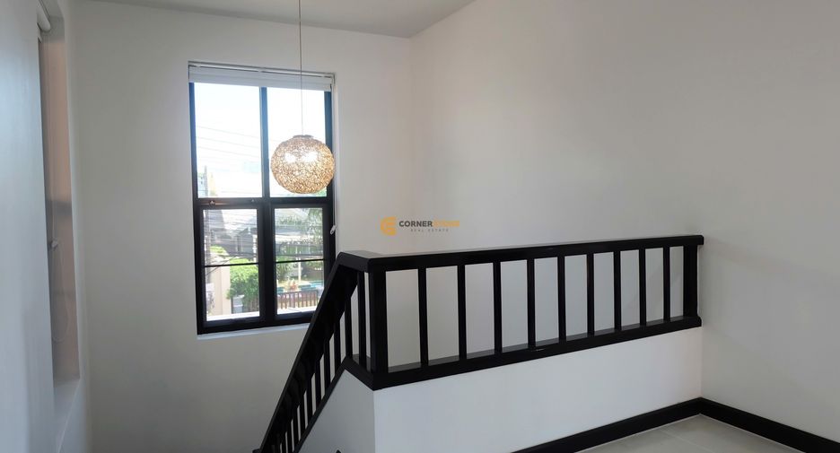 For rent and for sale 4 bedrooms house in Bang Lamung, Chonburi