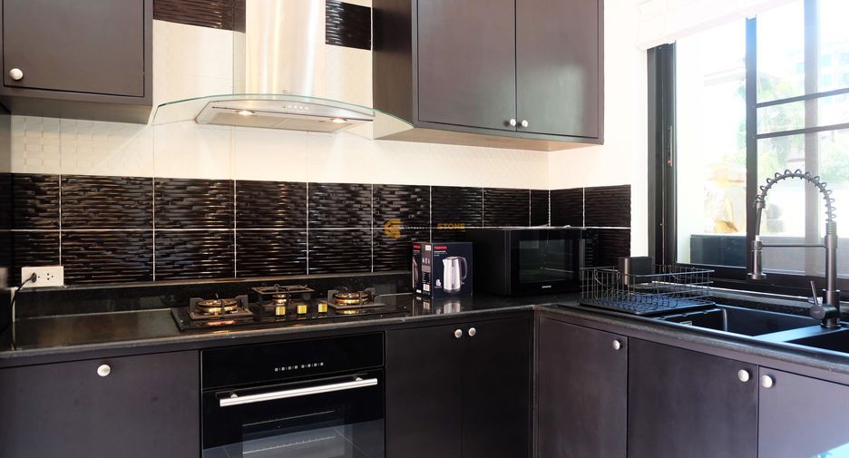 For rent and for sale 4 bedrooms house in Bang Lamung, Chonburi