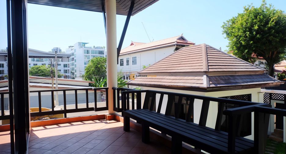 For rent and for sale 4 bedrooms house in Bang Lamung, Chonburi