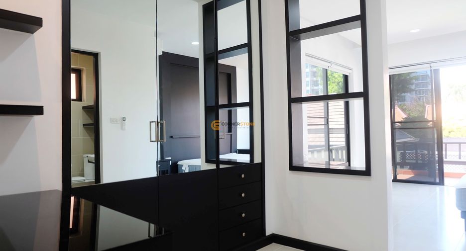 For rent and for sale 4 bedrooms house in Bang Lamung, Chonburi