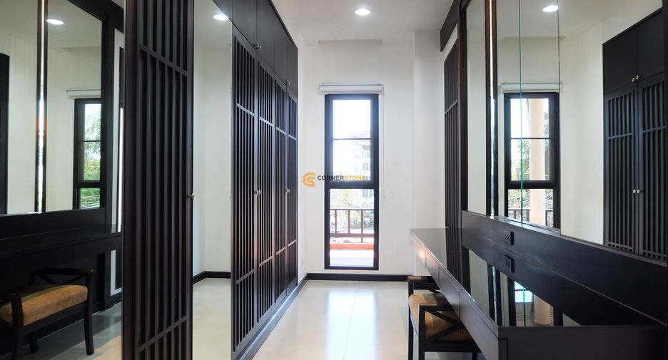 For rent and for sale 4 bedrooms house in Bang Lamung, Chonburi