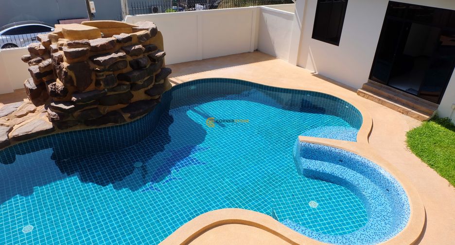 For rent and for sale 4 bedrooms house in Bang Lamung, Chonburi