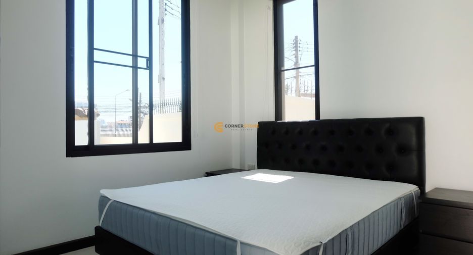 For rent and for sale 4 bedrooms house in Bang Lamung, Chonburi