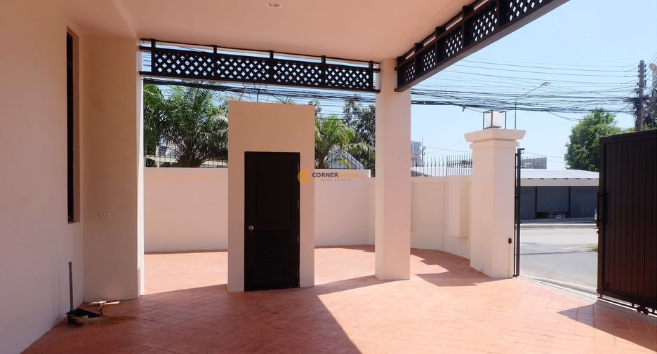 For rent and for sale 4 bedrooms house in Bang Lamung, Chonburi