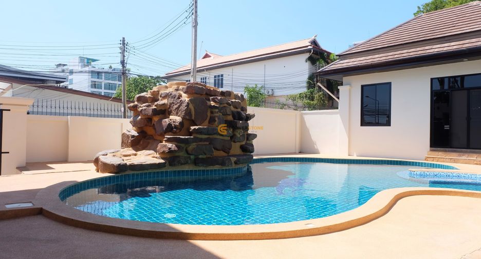 For rent and for sale 4 bedrooms house in Bang Lamung, Chonburi