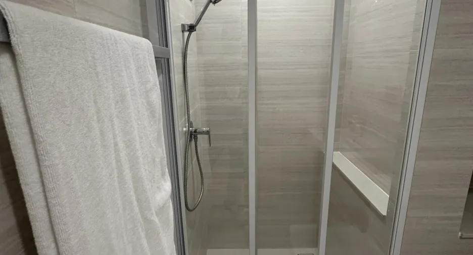 For sale 2 ベッドルーム condo in Mueang Nakhon Sawan, Nakhon Sawan