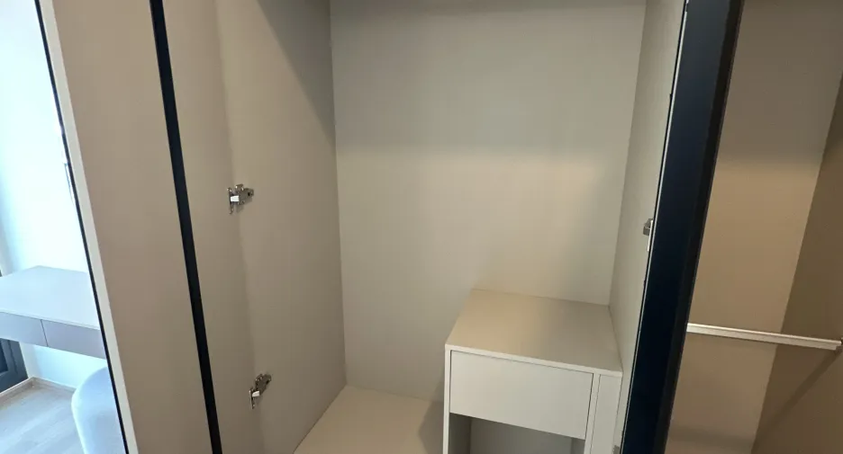 For sale 2 ベッドルーム condo in Mueang Nakhon Sawan, Nakhon Sawan