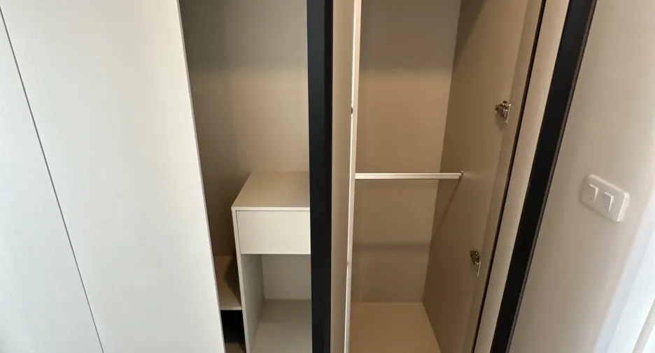 For sale 2 ベッドルーム condo in Mueang Nakhon Sawan, Nakhon Sawan