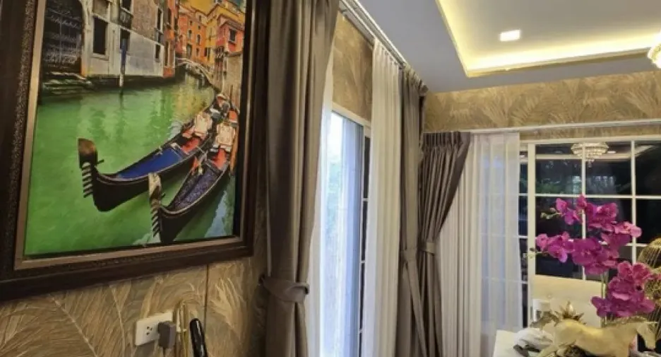 Casa en alquiler de 4 habitaciones en Thanyaburi, Pathum Thani