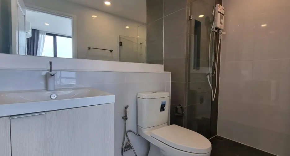 For rent 1 bed condo in Mueang Nonthaburi, Nonthaburi