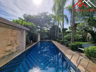 For sale 5 bedrooms house in Bang Saray, Pattaya