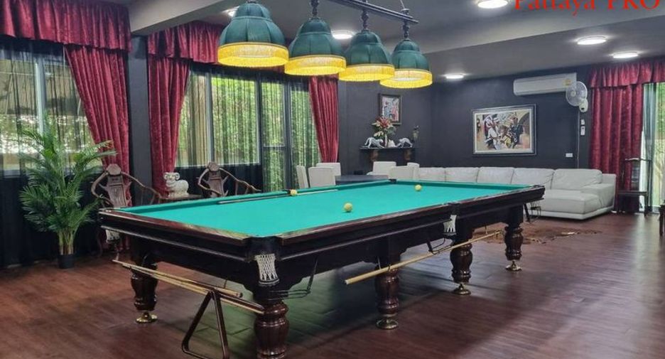 For sale 5 bedrooms house in Bang Saray, Pattaya