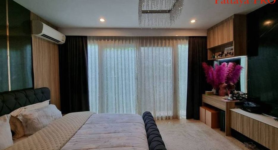 For sale 5 bedrooms house in Bang Saray, Pattaya
