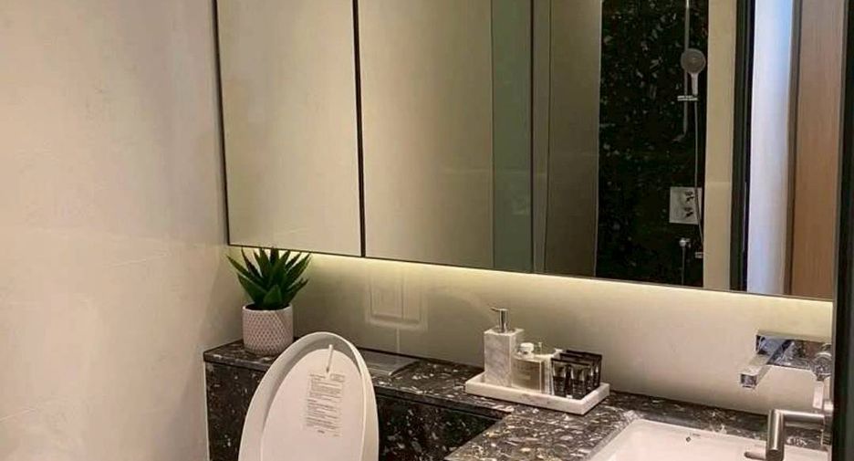 For rent 1 bed condo in Khlong Toei, Bangkok