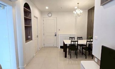 For rent 2 bedrooms condo in Sathon, Bangkok