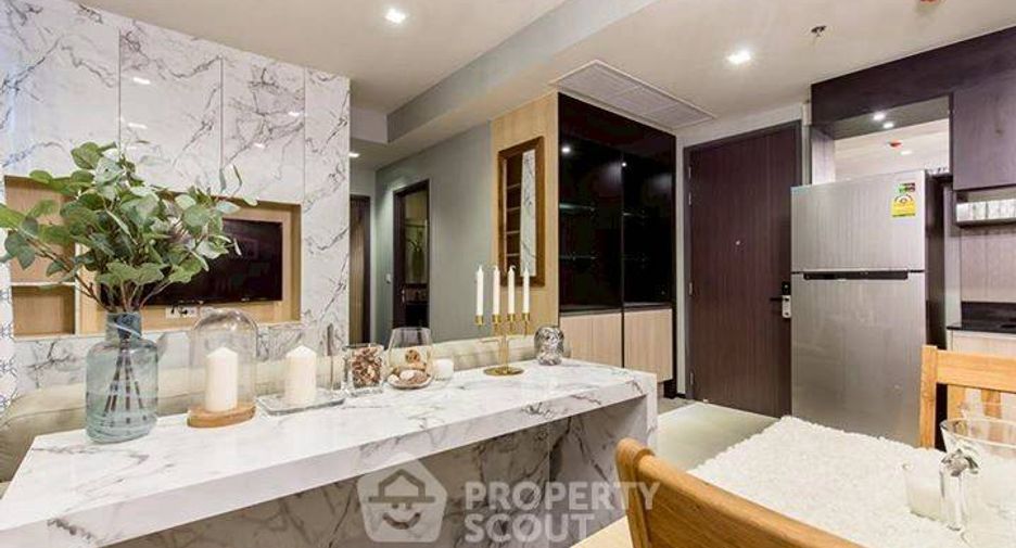 For rent 2 bedrooms condo in Khlong Toei, Bangkok