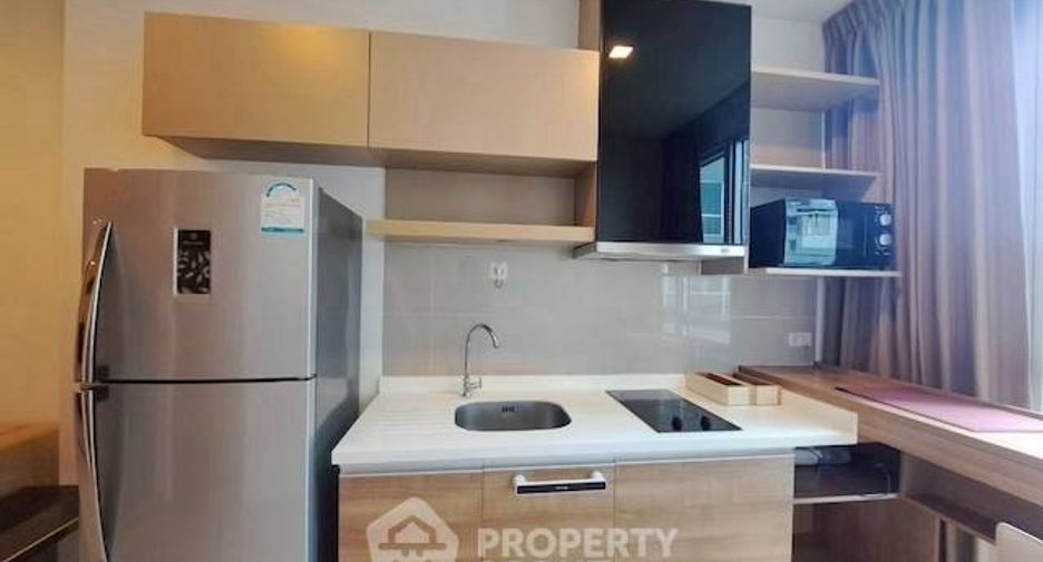 Wohnung zur Miete mit 1 Zimmer in Phra Khanong, Bangkok