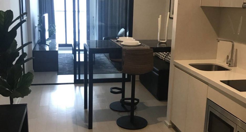 Wohnung zur Miete mit 1 Zimmer in Pathum Wan, Bangkok