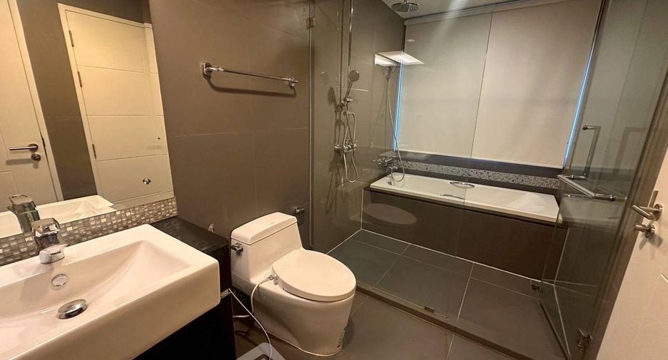 For rent 1 bed condo in Khlong Toei, Bangkok
