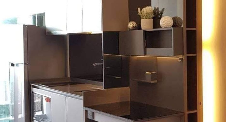 For rent 1 bed condo in Khlong Toei, Bangkok