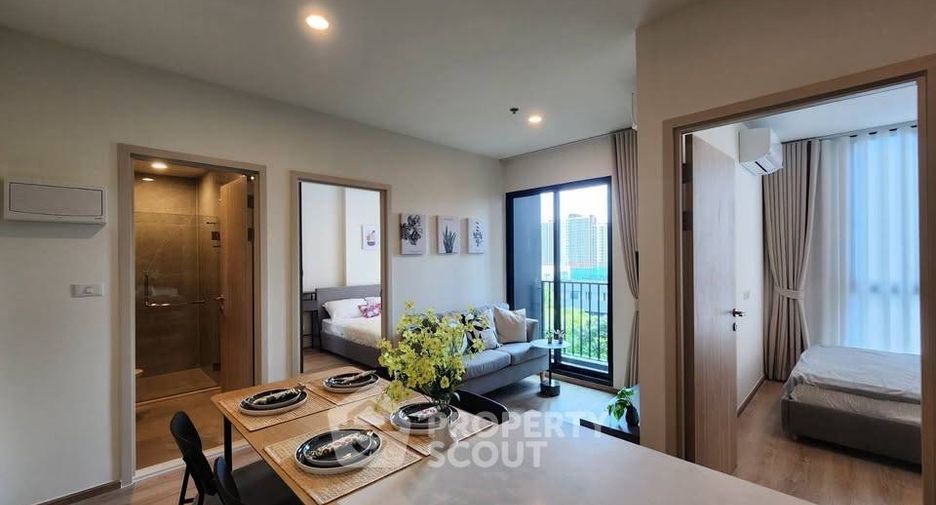 For rent 2 bedrooms condo in Huai Khwang, Bangkok