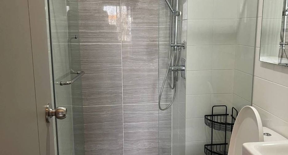 Condo en alquiler de 1 habitaciones en Watthana, Bangkok