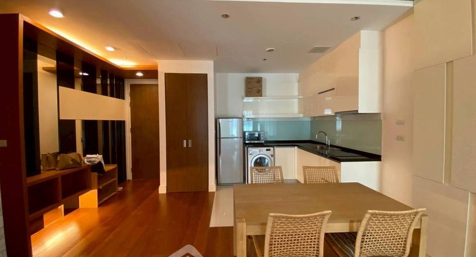 Condo en alquiler de 1 habitaciones en Khlong Toei, Bangkok