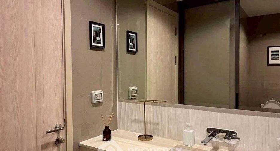 For rent 1 bed condo in Khlong Toei, Bangkok
