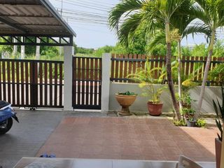 Haus zum Kauf mit 4 Zimmer in Bang Lamung, Chonburi