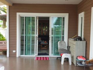 Haus zum Kauf mit 4 Zimmer in Bang Lamung, Chonburi