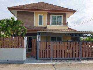 Haus zum Kauf mit 4 Zimmer in Bang Lamung, Chonburi