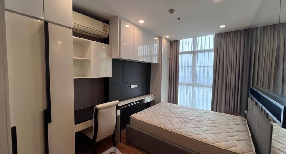 Condo en alquiler de 2 habitaciones en Bang Na, Bangkok