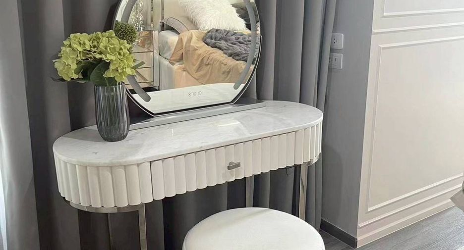 Condo en alquiler de 2 habitaciones en Bang Rak, Bangkok