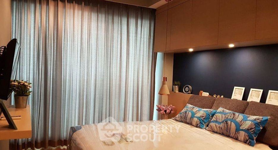 For rent 2 bedrooms condo in Sathon, Bangkok