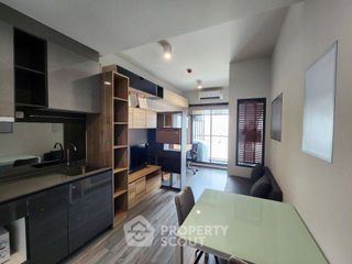 For rent 1 Beds condo in Bang Rak, Bangkok