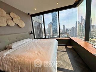 For rent 2 bedrooms condo in Bang Rak, Bangkok