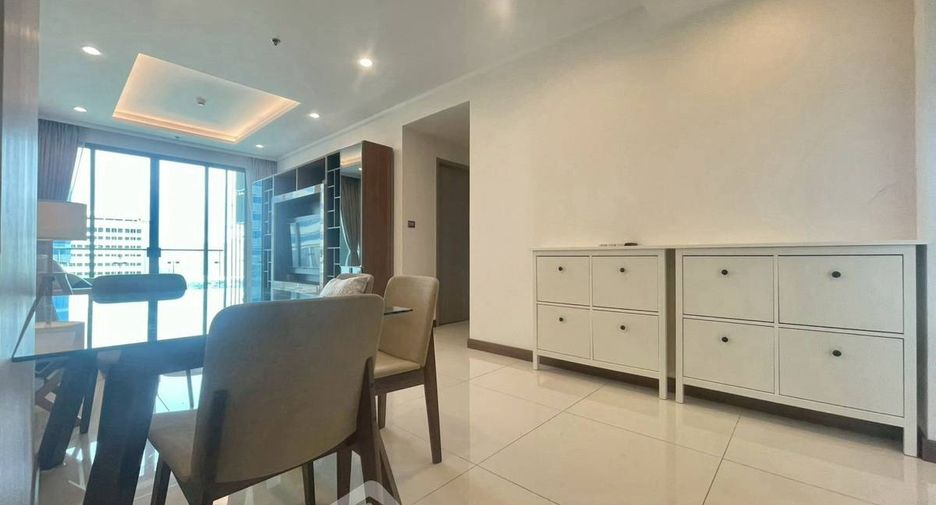 For rent 2 bedrooms condo in Watthana, Bangkok