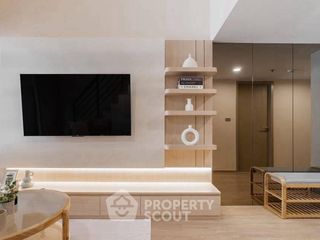 For rent 2 bedrooms condo in Bang Rak, Bangkok