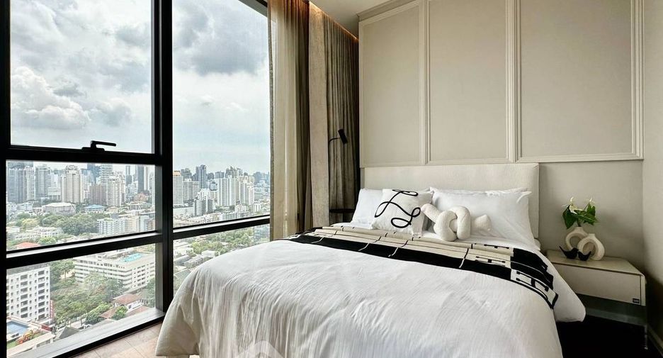 For rent 2 bedrooms condo in Watthana, Bangkok