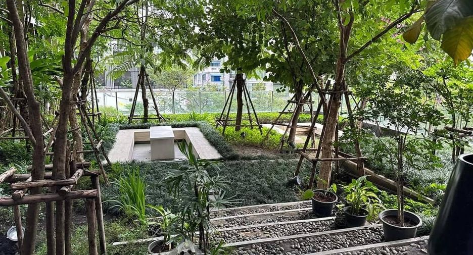 Wohnung zur Miete mit 2 Zimmer in Watthana, Bangkok