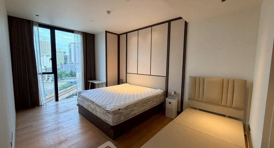 ให้เช่า 3 ห้องนอน คอนโด ใน คลองเตย, กรุงเทพฯ