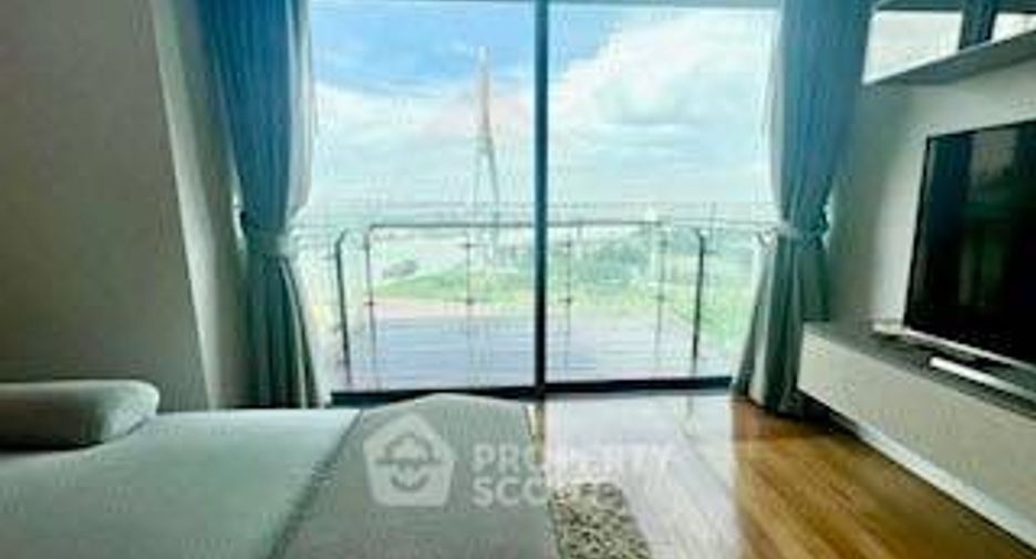 For rent 2 bedrooms condo in Yan Nawa, Bangkok