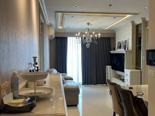 For rent 2 bedrooms condo in Yan Nawa, Bangkok