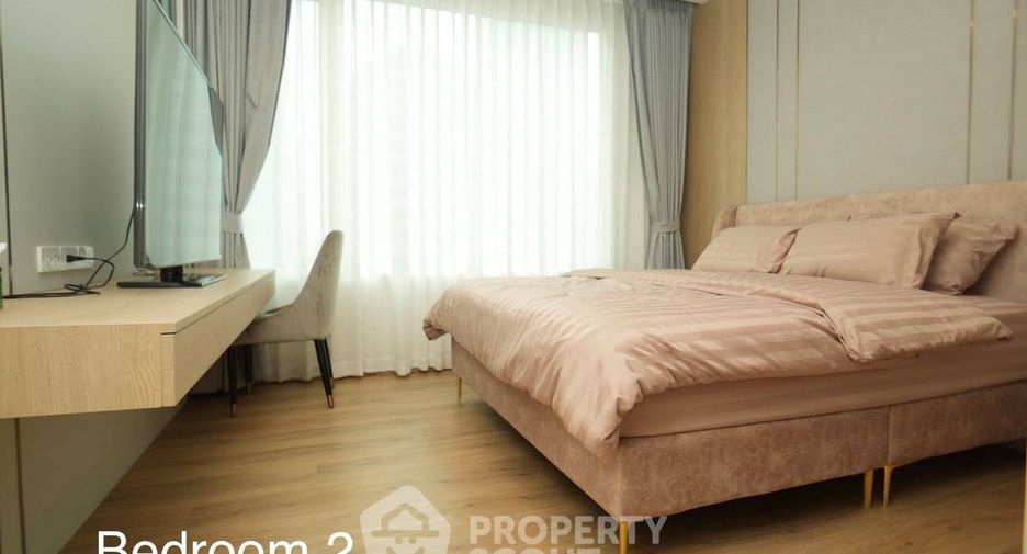 For rent 3 ベッドルーム condo in Bang Rak, Bangkok