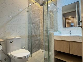 For rent 3 ベッドルーム condo in Bang Rak, Bangkok